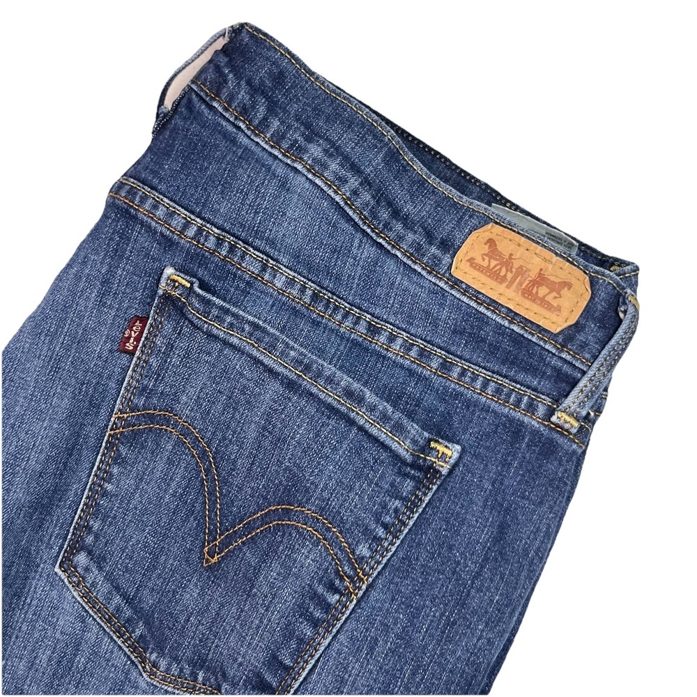Levi's 505 Straight Leg Dark Wash Women's EUC 33x32 See Pics For Inseam